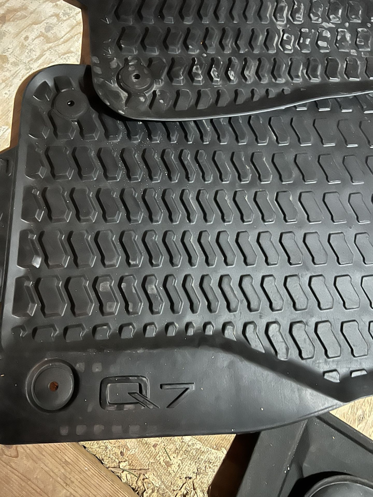 Audi Q7 All Weather Mats