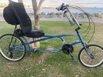 EASY RACER  EZ SPORT RECUMBENT BIKE IN EXCELLENT CONDITION