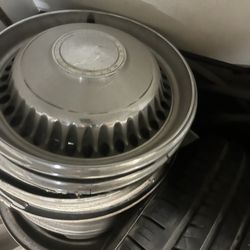 68 Impala Hub Caps 
