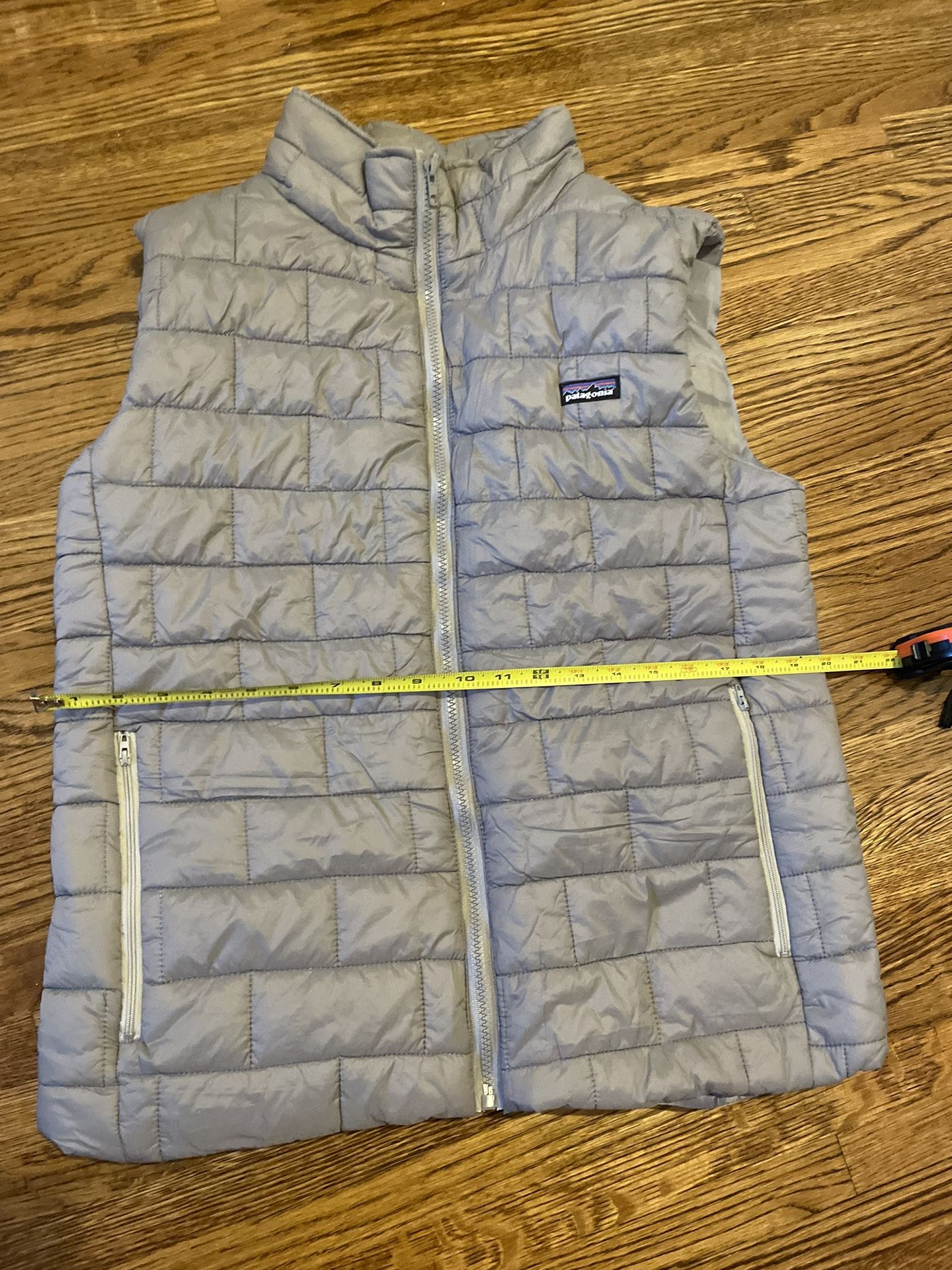 Medium Women’s Patagonia Gray Vest