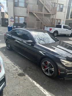 2016 BMW 750i