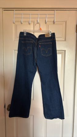 Ladies Levi’s Size 14 P