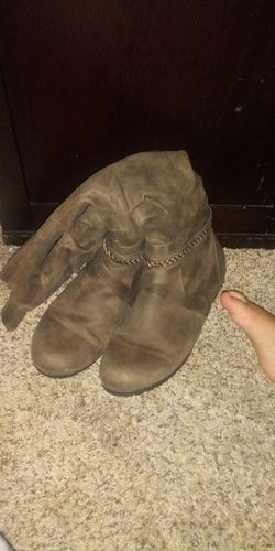 Tan Boots