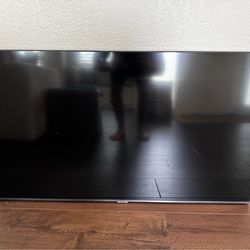 Samsung 50” 4K Smart TV (UN50TU7000FXZA)