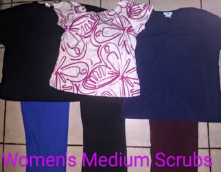 Women's Size Medium Scrubs Bundle