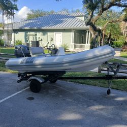 Inflatable Whit Hard Bottom Boat Totally Redone Whit 25hp 4 Stroke Yamaha Outboard Motor Whit Trailer 