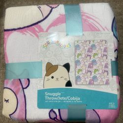 Squishmallows Snuggle Throw Blanket