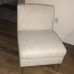 Armless Chair