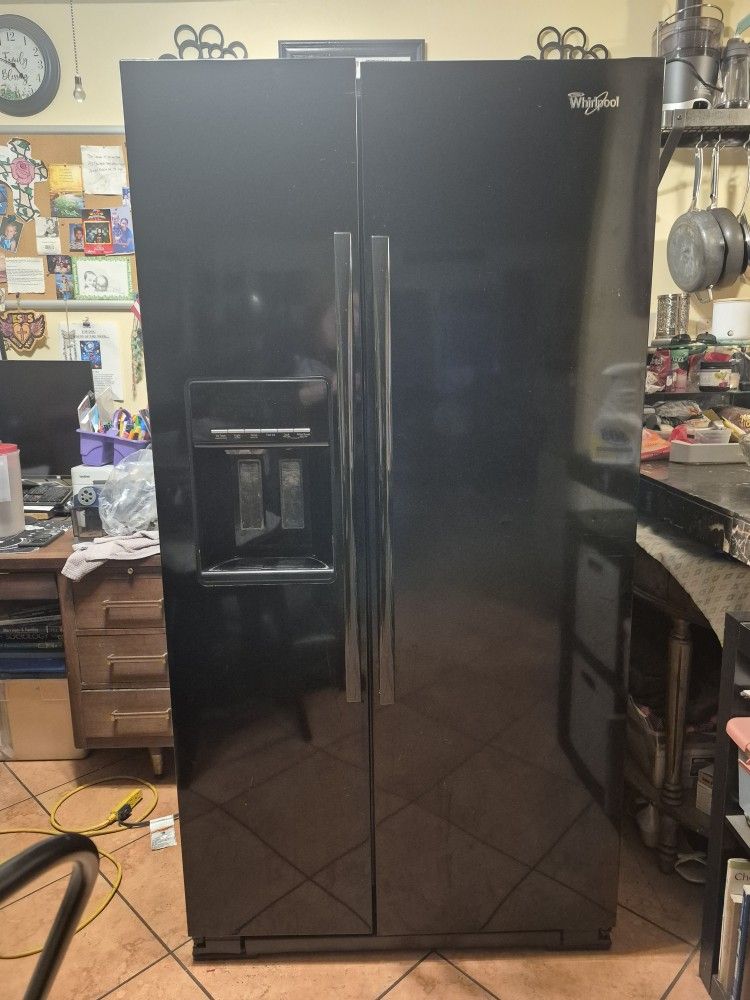 Whirlpool Side By Side Refrigerator 