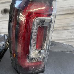 Left Tail Light GMC Yucon 17-20
