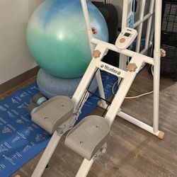 Foldable Stair Stepper Machine (Compact, Like New)