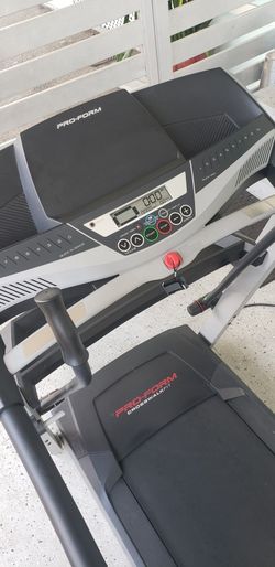 TREADMILL CAMINADORA Pro Form 415 for Sale in Miami FL OfferUp