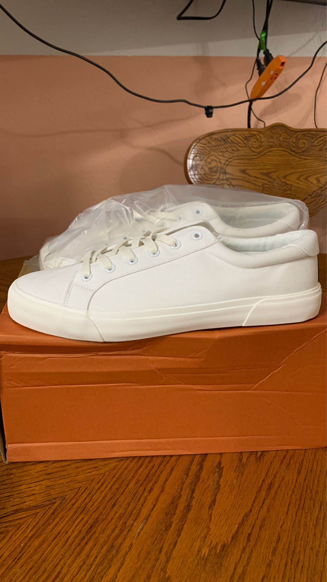 New Republic Ellroy White