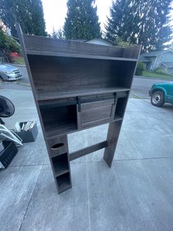 Closet/Wall Shelf