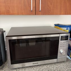 Panasonic 1100W microwave 
