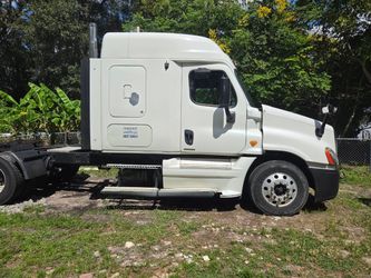 Semi - Refeigerated Trailer