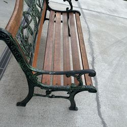 Berkeley Forge  Cast Iron 4’ Bench In Great Condition 