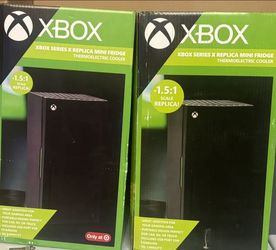 Xbox Series X Mini Fridge