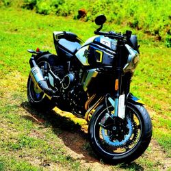 2023 CFMOTO CLX-S