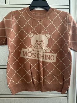 Women’s Top Medium Size 