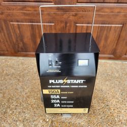 *** 12 VOLT BATTERY CHARGER/ CAR STARTER ***