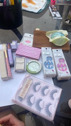 Make up / nail bundle