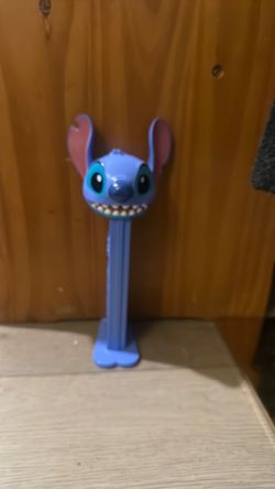Stitch jumbo PEZ dispenser