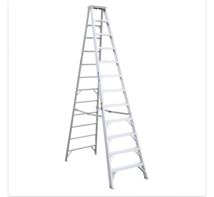 Werner A-Frame 12FT TYPE IAA ALUMINUM STEP LADDER 412 The 412 Aluminum 12-foot Step Ladder has a duty rating of 375 pounds and features heavy gauge T