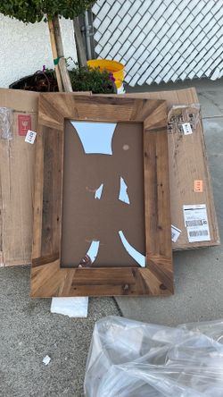 Free wooden frame / mirror