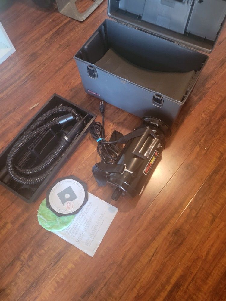Metro Data Vac 2 Pro Series Computer Vacuum Cleaner With Attachments In Case