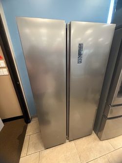 Side by side fridge