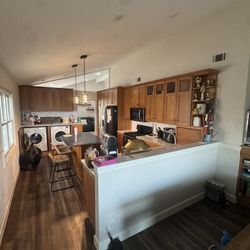 Crystal kitchen Cabinetry (Disassembled)