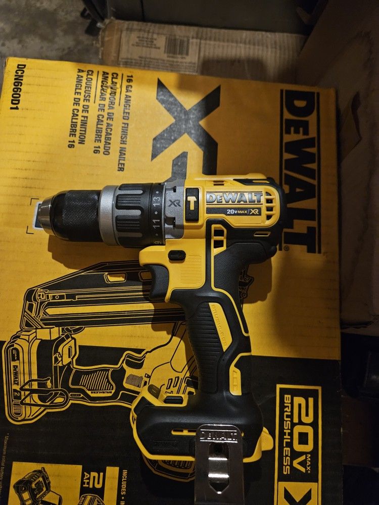 DEWALT 20V Compact Cordless 1/2 in. Hammer Drill (Tool Only FIRM 90.00)