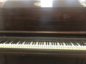 Antique Piano