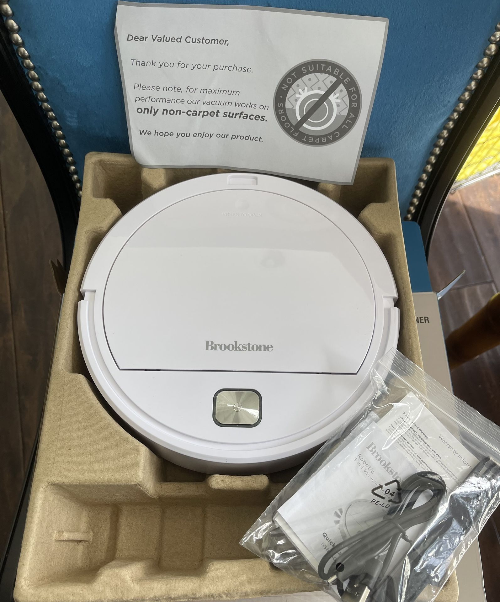 Brookstone 3in1 Robotic Vacuum Cleaner for Sale in Fort Lauderdale
