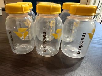 Medela Milk Bottles and Storage 5oz