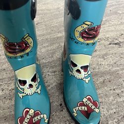 Chooka Size 4 Lucky Rock N Roll Rain Boots with skulls Tattoo Print