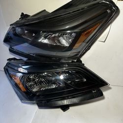 Chevy Traverse Headlight Year 2013-3017