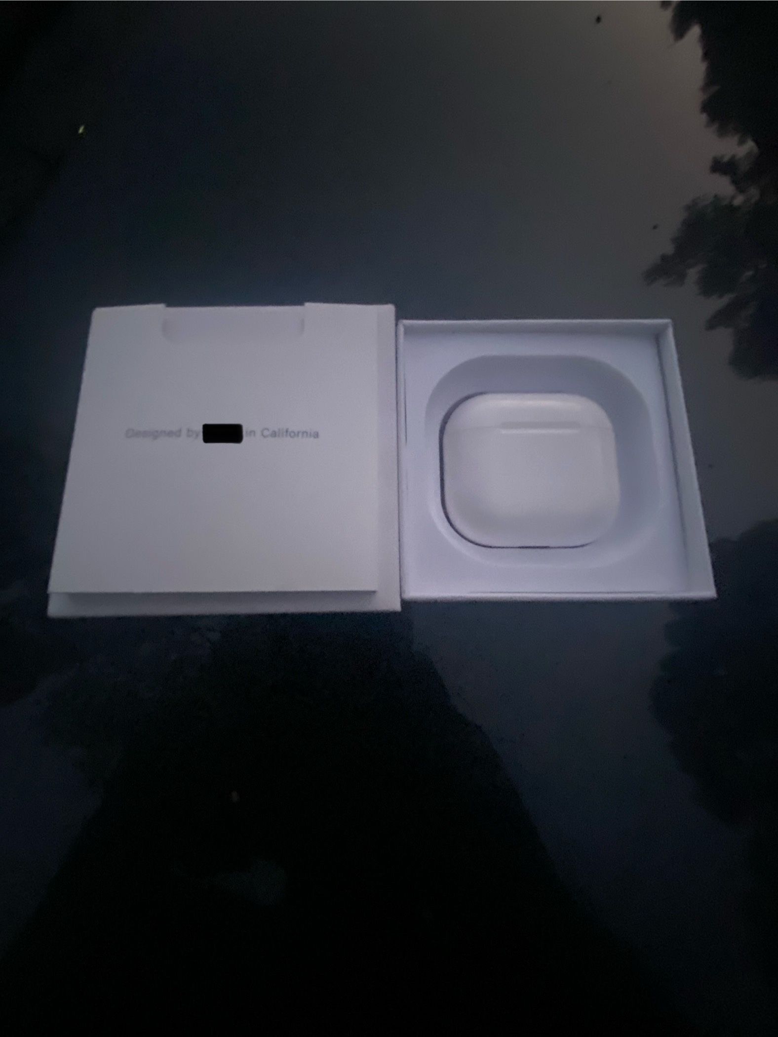 Apple Earbuds Gen 4s
