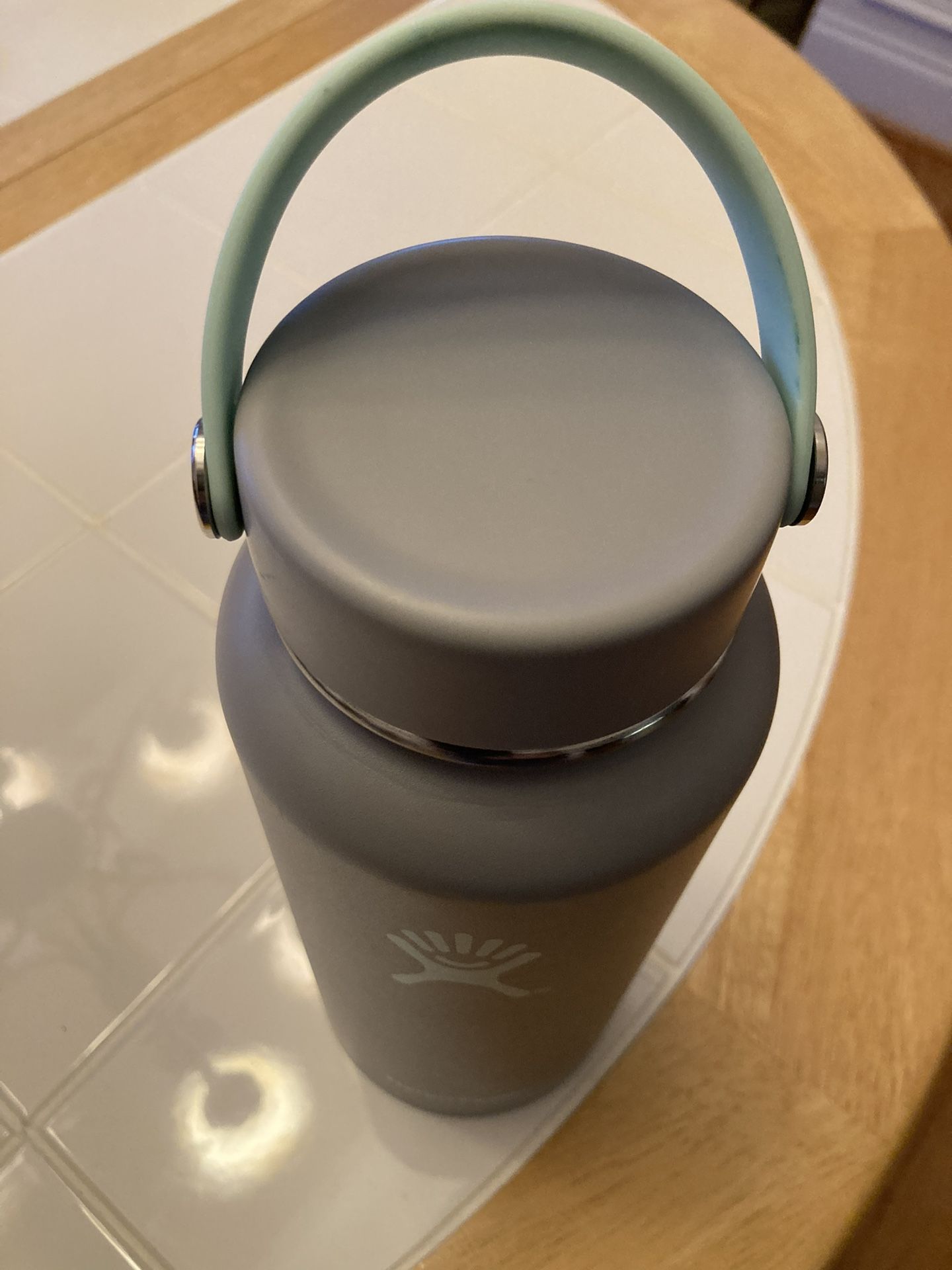 HYDRO FLASK 32oz  ***New***