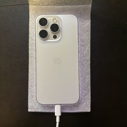 iPhone 15 Pro 256 GB UNLOCKED