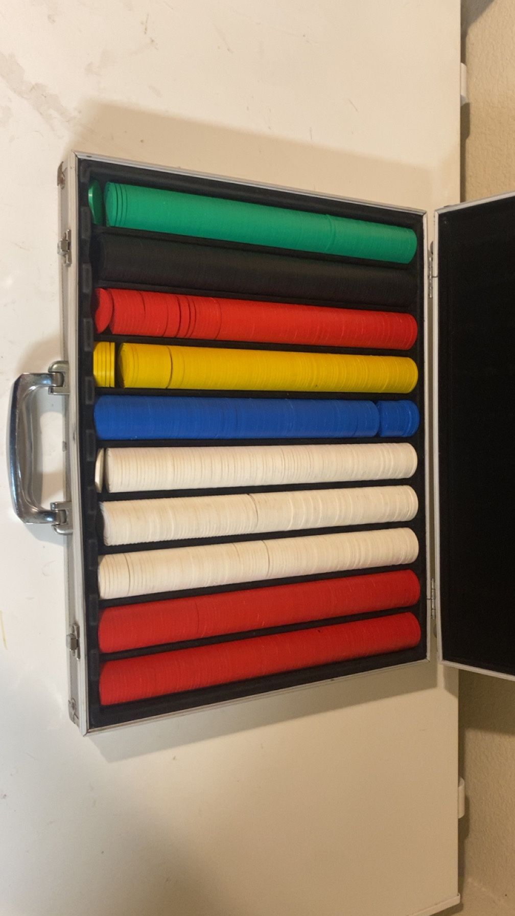 Poker Chips With Case