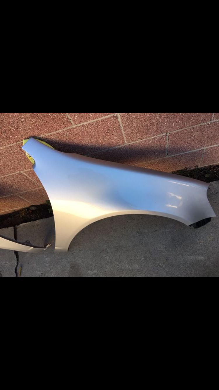 2002-2006 Acura Rsx SSM Satin Silver Metallic Oem Part/Oem Paint-Clean Fender ready for install-Asking $100.00 Firm