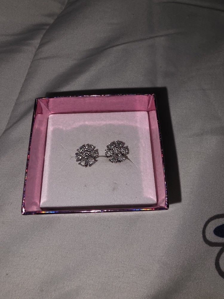 10.5mm Natural Diamond Earrings