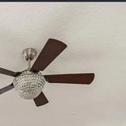 Ceiling fan with light