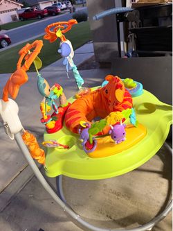Baby entertainment and bouncing  adjustable .