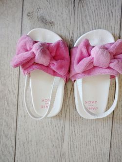 Janie and Jack Sandles