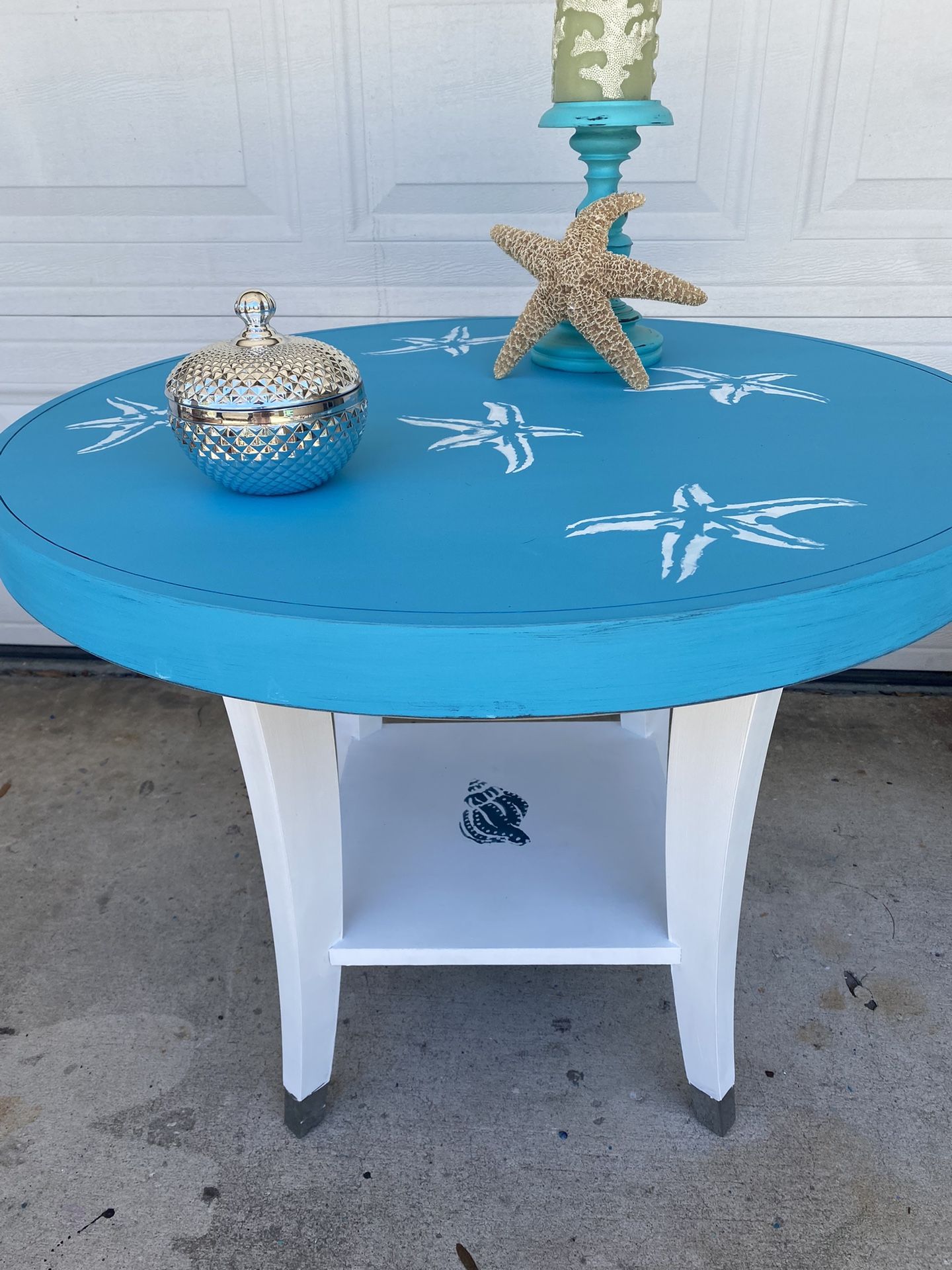 Round Teal Starfish Table 30 Diameter 24 Tall