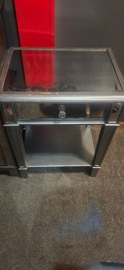 Pier 1 imports hayworth mirrored 2 night stands
