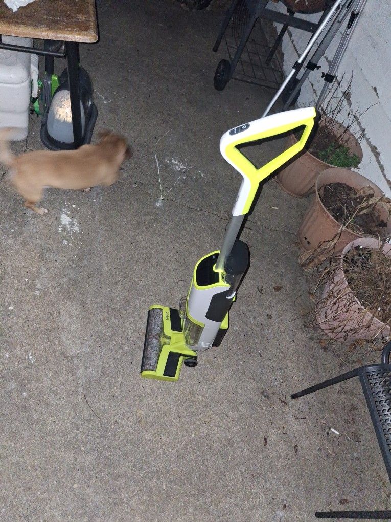 VMAI MULTI SURFACE FLOOR CLEANER SHARK